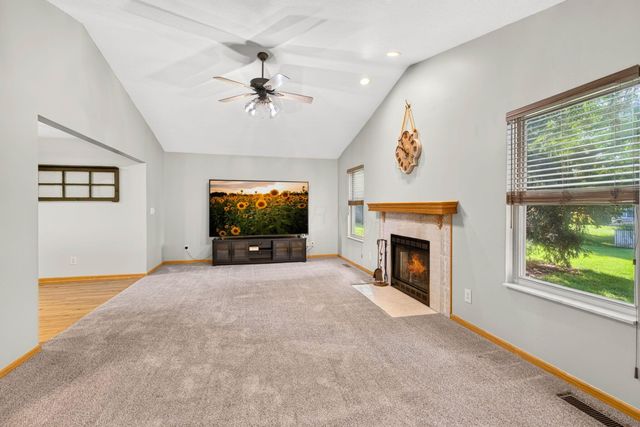 6487 Hilliard Drive, Canal Winchester, OH 43110
