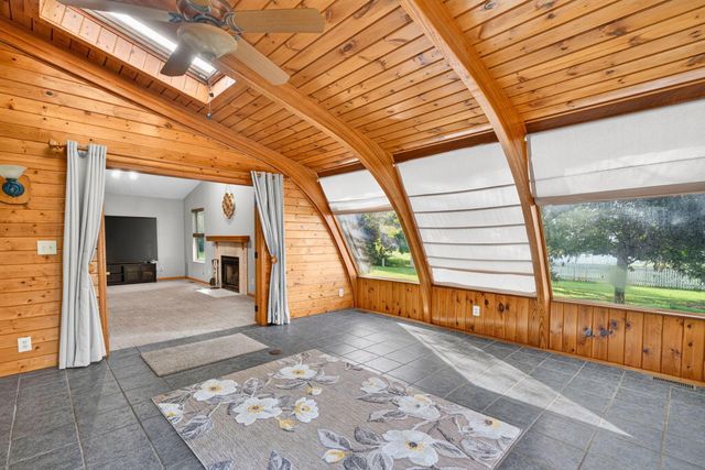 6487 Hilliard Drive, Canal Winchester, OH 43110