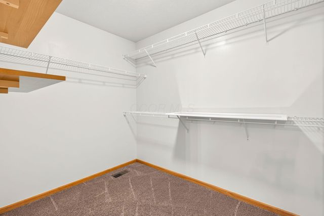 6487 Hilliard Drive, Canal Winchester, OH 43110