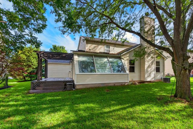 6487 Hilliard Drive, Canal Winchester, OH 43110