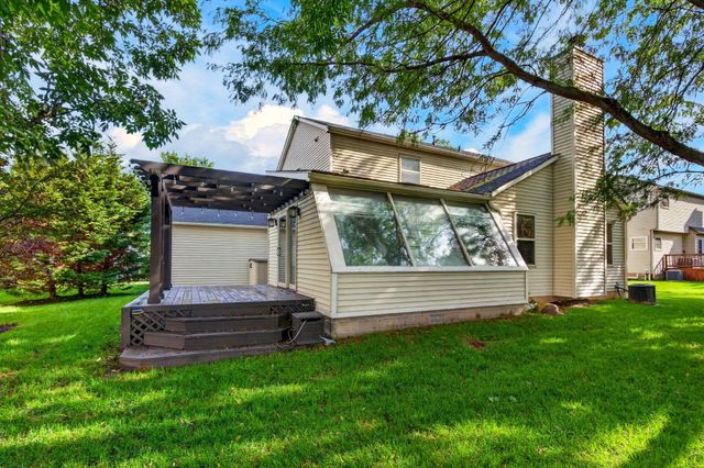 6487 Hilliard Drive, Canal Winchester, OH 43110