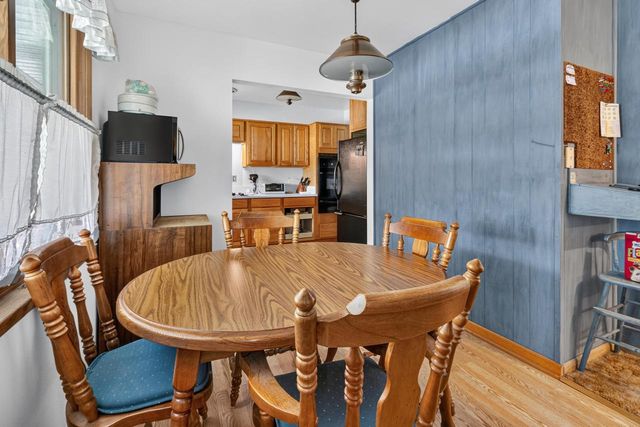 8826 S Patricia BOULEVARD, Oak Creek, WI 53154