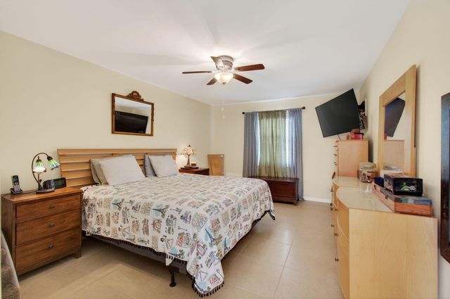 1060 Old Boynton Road, Boynton Beach, FL 33426