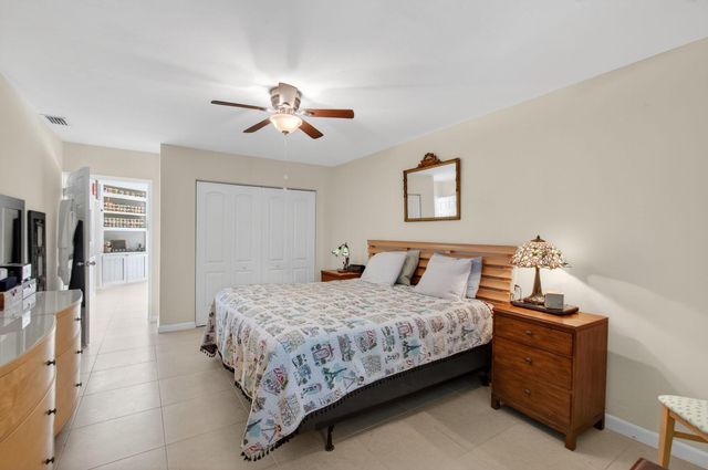 1060 Old Boynton Road, Boynton Beach, FL 33426