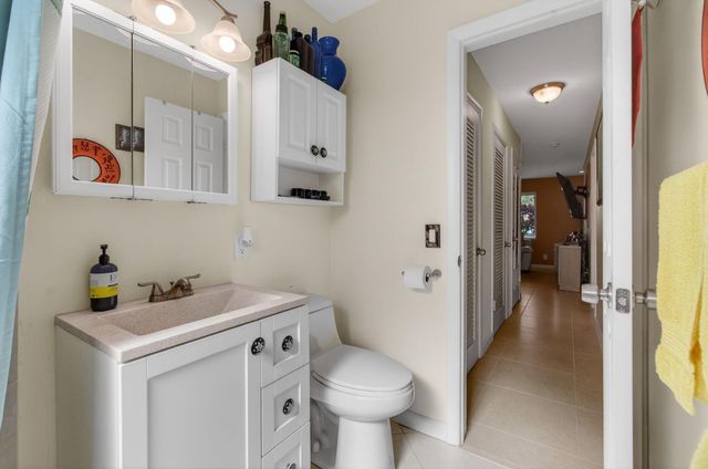 1060 Old Boynton Road, Boynton Beach, FL 33426