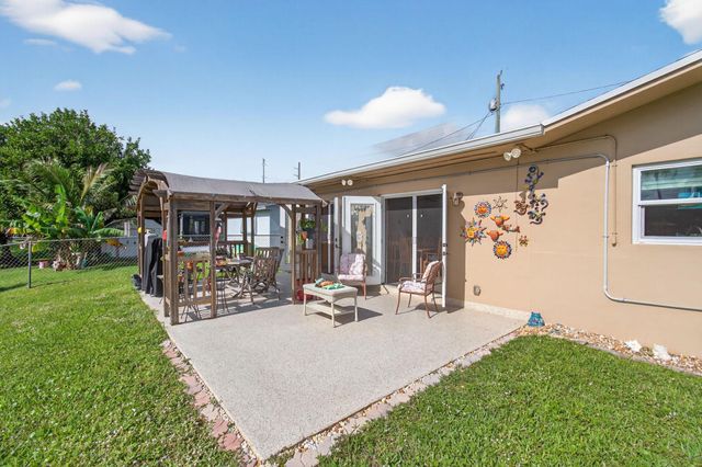 1060 Old Boynton Road, Boynton Beach, FL 33426