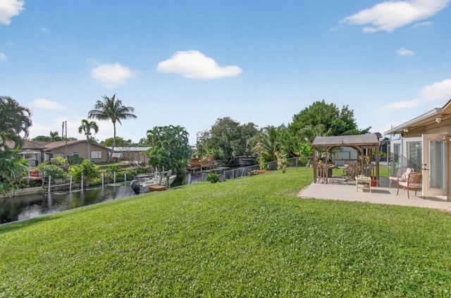 1060 Old Boynton Road, Boynton Beach, FL 33426