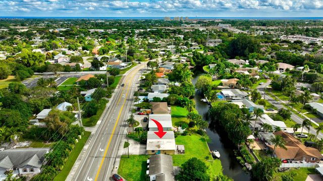 1060 Old Boynton Road, Boynton Beach, FL 33426