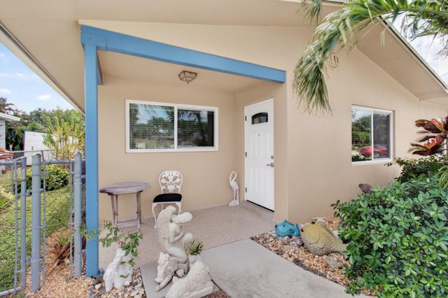 1060 Old Boynton Road, Boynton Beach, FL 33426