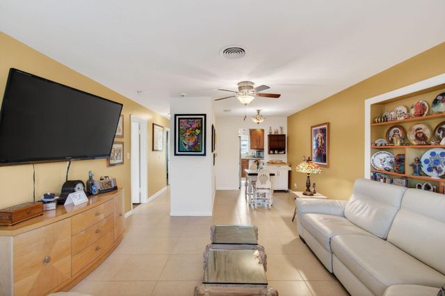 1060 Old Boynton Road, Boynton Beach, FL 33426