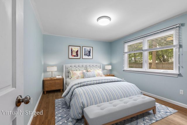 140 W Oak Street, Fruitport, MI 49415