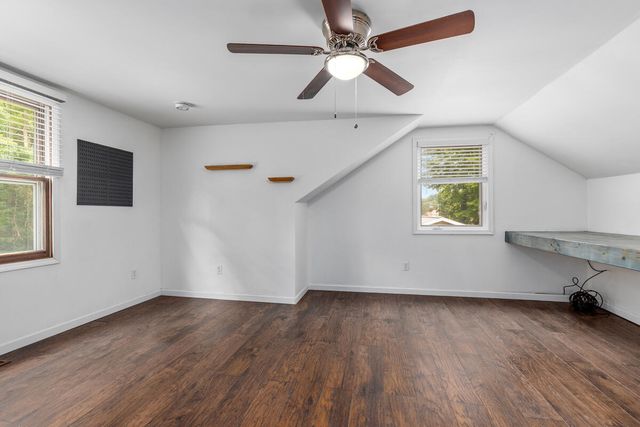 140 W Oak Street, Fruitport, MI 49415