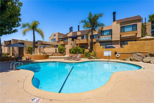 25761 Le Parc 105, Lake Forest, CA 92630
