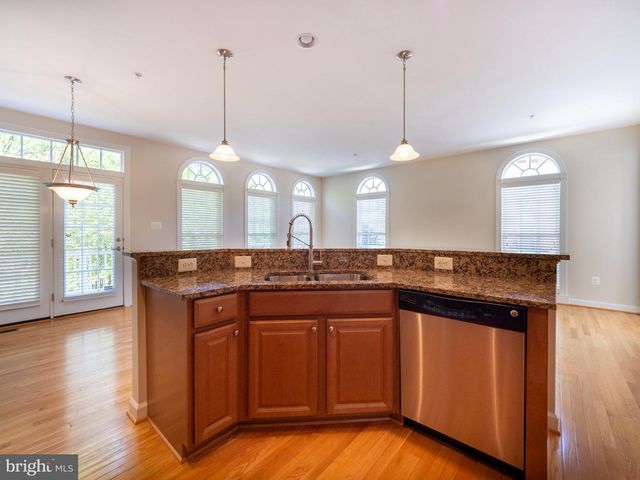30 SHARPSTEAD LN, Gaithersburg, MD 20878
