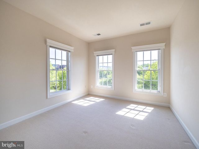 30 SHARPSTEAD LN, Gaithersburg, MD 20878
