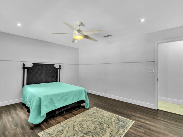 9125 Old Pine Road, Boca Raton, FL 33428