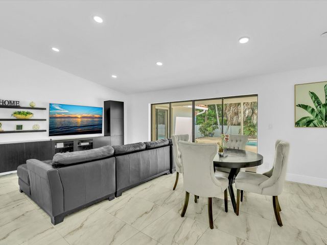 9125 Old Pine Road, Boca Raton, FL 33428
