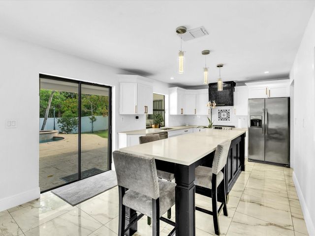 9125 Old Pine Road, Boca Raton, FL 33428