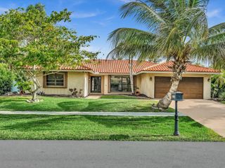 9125 Old Pine Road, Boca Raton, FL 33428