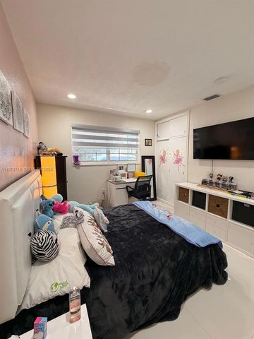 1461 NW 137th St 1461, Miami, FL 33167