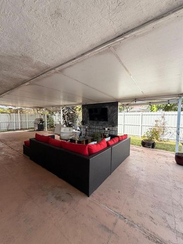 1461 NW 137th St 1461, Miami, FL 33167