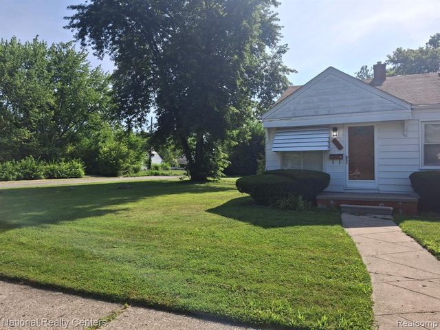 8310 Braile, Detroit, MI 48228