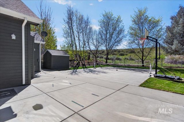 12935 N Schicks Ridge Rd, Boise, ID 83714