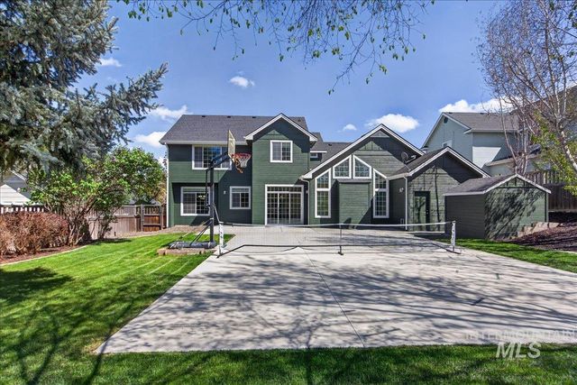 12935 N Schicks Ridge Rd, Boise, ID 83714