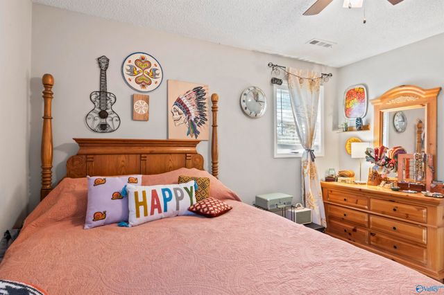 89 Bearden Drive, Grant, AL 35747