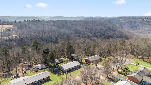 89 Bearden Drive, Grant, AL 35747