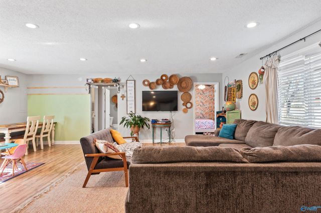 89 Bearden Drive, Grant, AL 35747