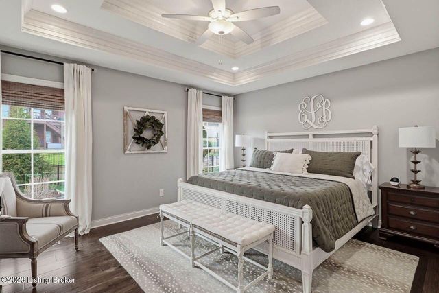 4925 Carriage Pass Pl, Louisville, KY 40299