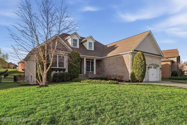 4925 Carriage Pass Pl, Louisville, KY 40299