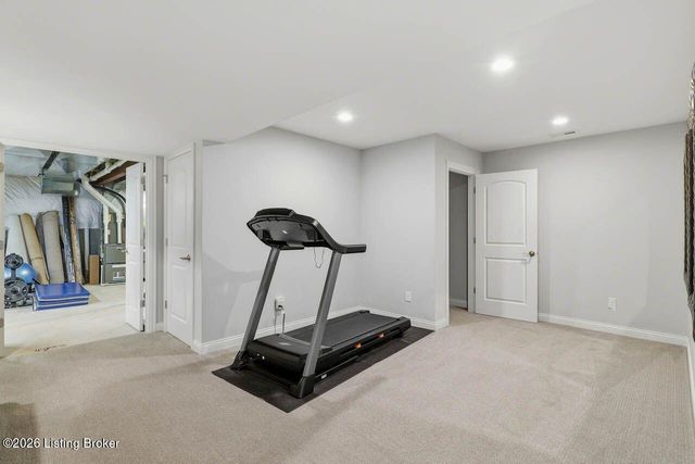 4925 Carriage Pass Pl, Louisville, KY 40299