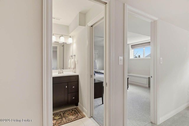 4925 Carriage Pass Pl, Louisville, KY 40299