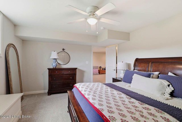 4925 Carriage Pass Pl, Louisville, KY 40299