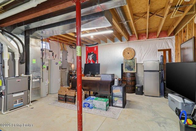 4925 Carriage Pass Pl, Louisville, KY 40299