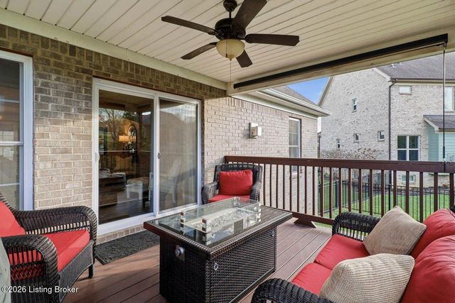 4925 Carriage Pass Pl, Louisville, KY 40299