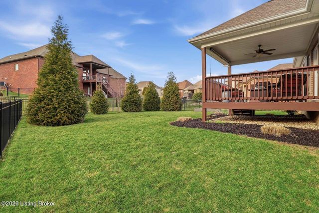 4925 Carriage Pass Pl, Louisville, KY 40299