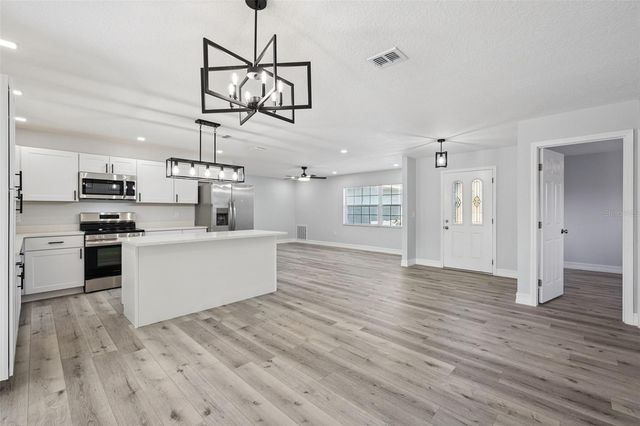 6602 HENRICH DRIVE, Orlando, FL 32818