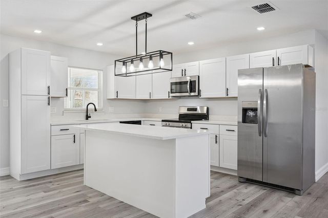 6602 HENRICH DRIVE, Orlando, FL 32818