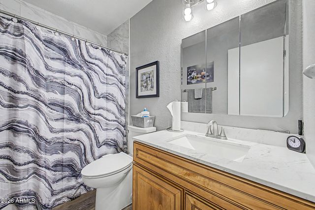 4028 E CLOVIS Circle, Mesa, AZ 85206