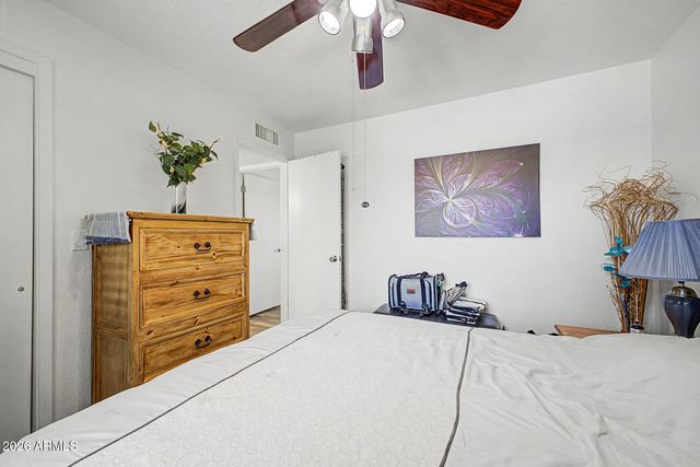 4028 E CLOVIS Circle, Mesa, AZ 85206
