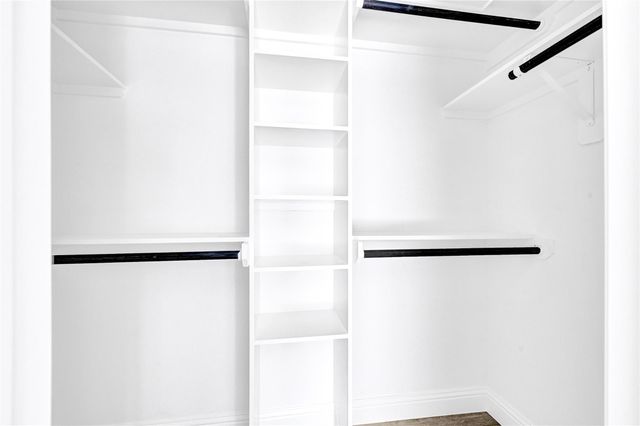 2431 Forum Ct, New Caney, TX 77357