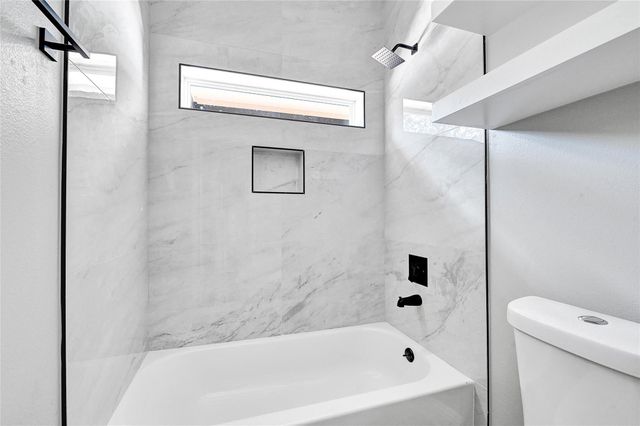 2431 Forum Ct, New Caney, TX 77357