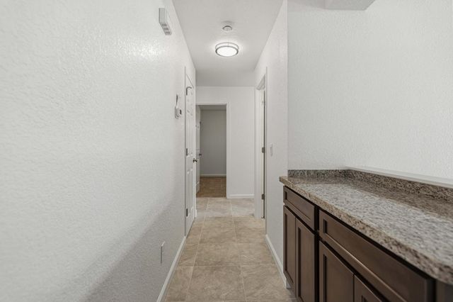 1316 Riverette Dr, Modesto, CA 95351