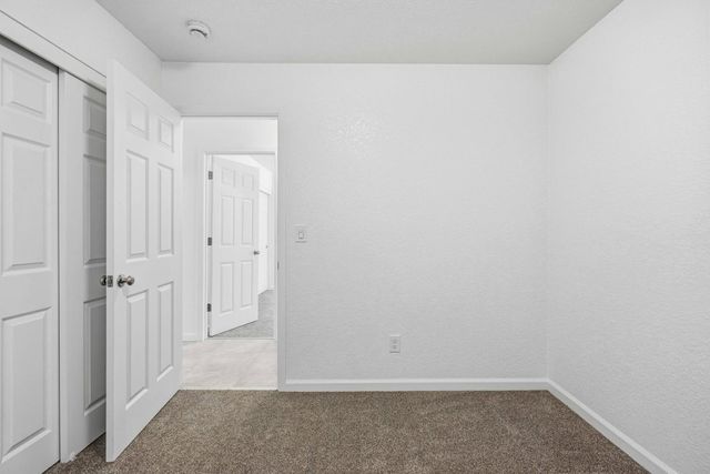 1316 Riverette Dr, Modesto, CA 95351