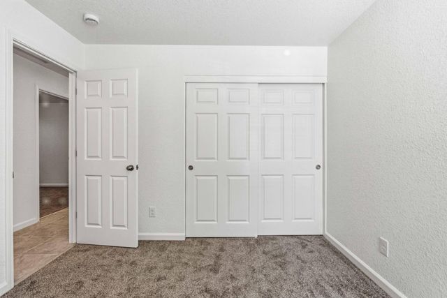 1316 Riverette Dr, Modesto, CA 95351