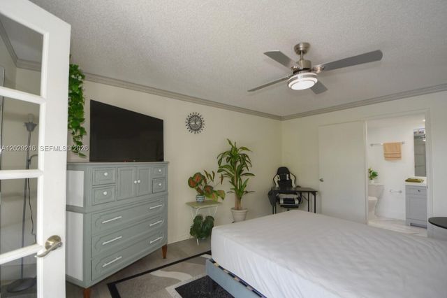 1401 SW 134th Way 402C, Pembroke Pines, FL 33027