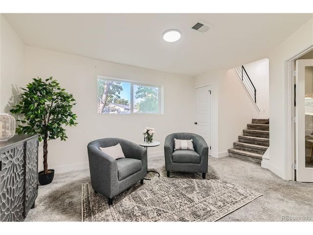 1702 S Naples St, Aurora, CO 80017